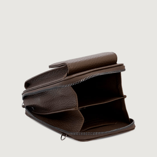 4272 Courtney Place Chocolate 02