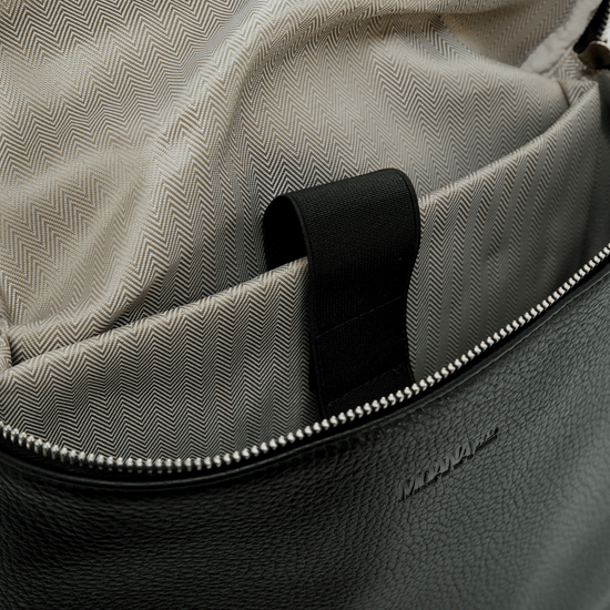 Moana Road - The Cambridge - Black