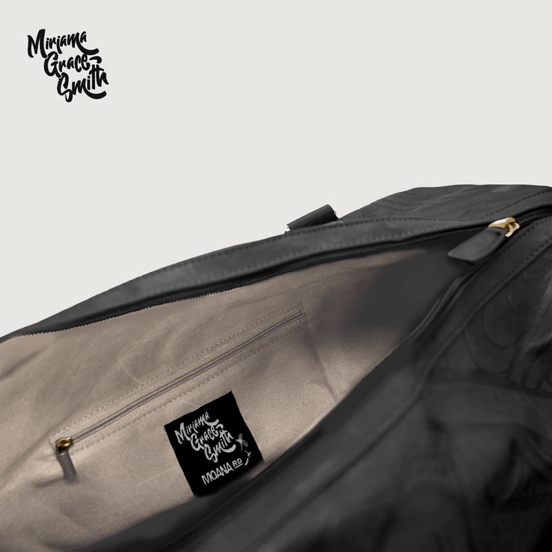 4735 Miriama Grace-Smith Overnighter Black 02