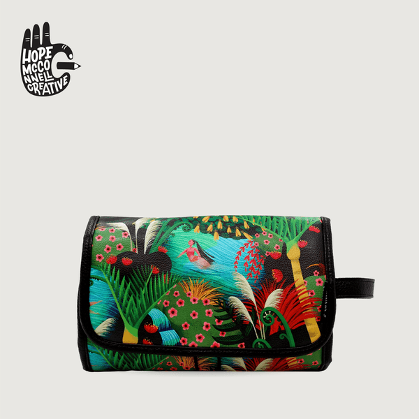 6340 Great Barrier Toiletry Bag Wahine in Water