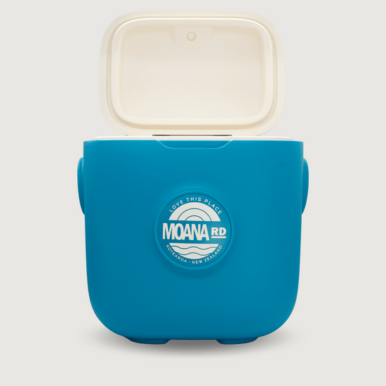 Moana Road - Retro Chill Box