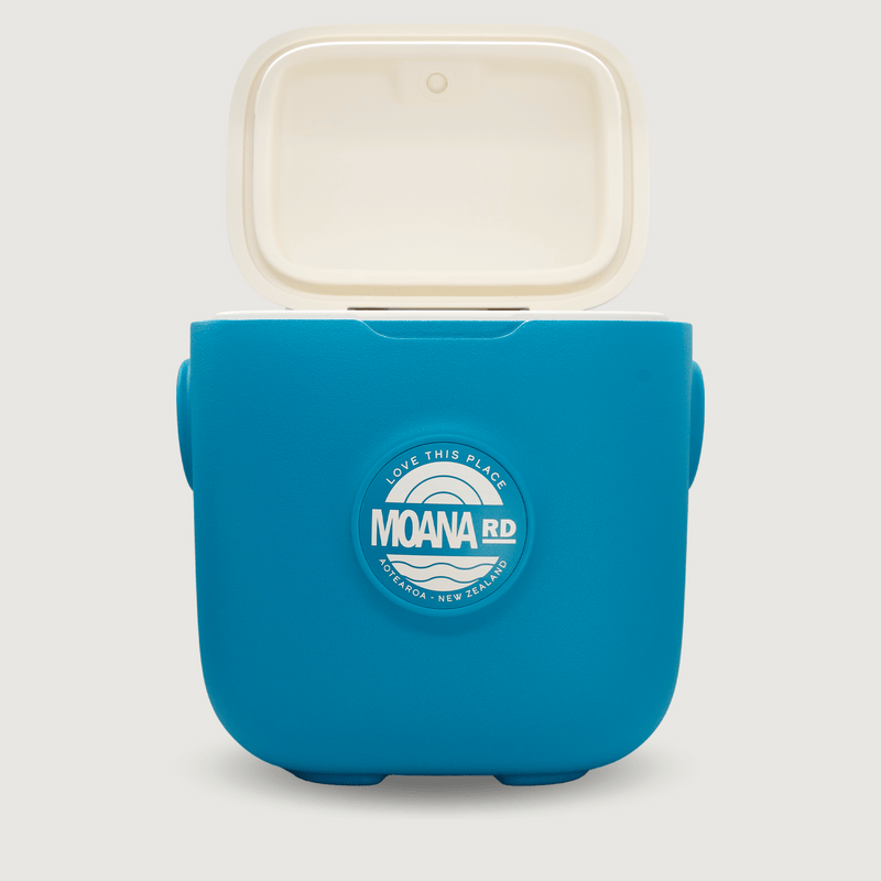 Moana Road - Retro Chill Box