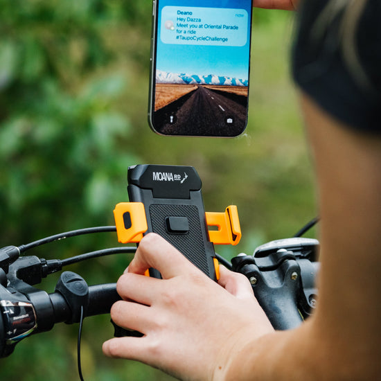 Handlebar Phone Holder - Moana Road