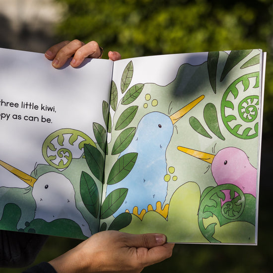 Moana Road - The Three Little Kiwi Kids Book